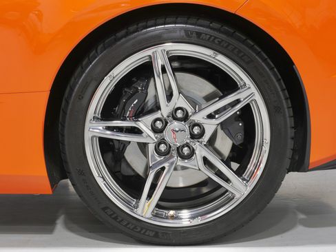 Used 2021 Chevrolet Corvette Stingray Premium Cpe w/ Z51 Performance Package image 35