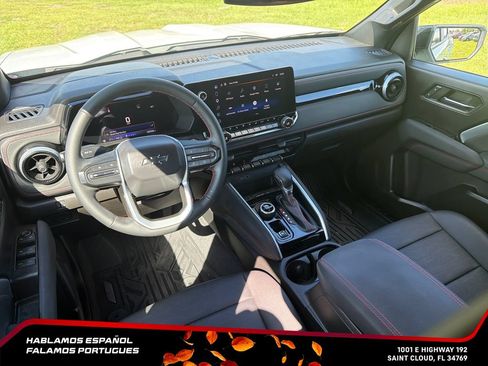 Used 2023 Chevrolet Colorado Z71 w/ Z71 Convenience Package 2 AWD/4WD image 25