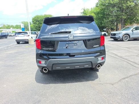 Used 2023 Honda Passport EX-L image 6