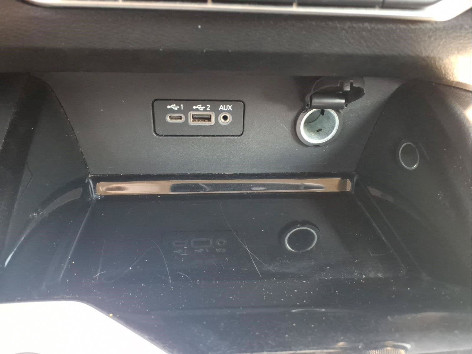 Used 2024 Nissan Altima 2.5 SV FWD image 25