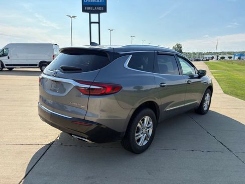 Used 2019 Buick Enclave Essence AWD/4WD image 6