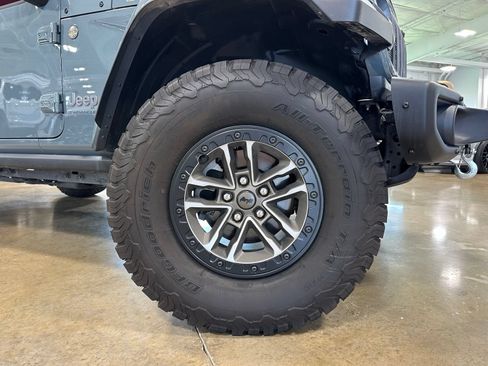 Used 2024 Jeep Wrangler Unlimited Rubicon 392 AWD/4WD image 10