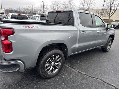 Certified 2024 Chevrolet Silverado 1500 LT image 10