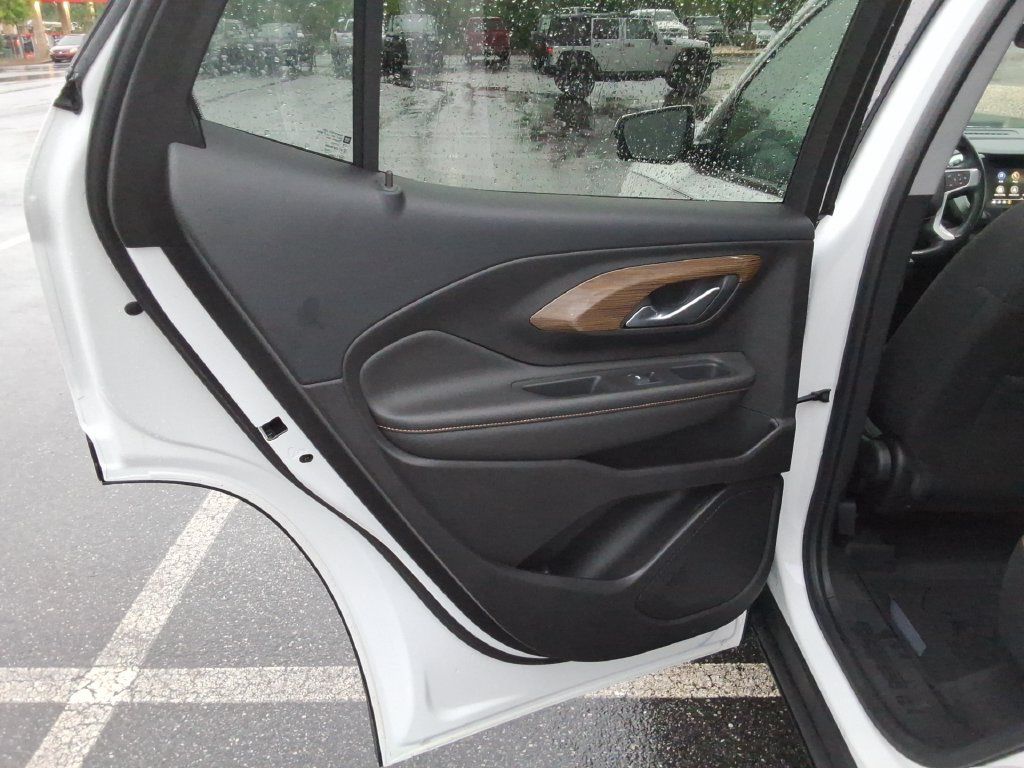 Used 2019 GMC Terrain SLE w/ LPO, Floor Liner Package AWD/4WD image 17