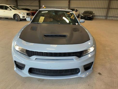 Used 2022 Dodge Charger SRT Hellcat w/ Harman/Kardon Audio Group image 2