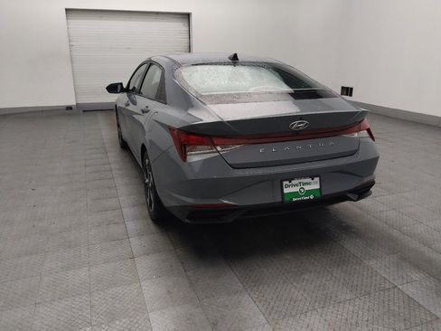 Used 2023 Hyundai Elantra SEL w/ Convenience Package FWD image 5