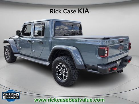 Used 2025 Jeep Gladiator Rubicon w/ Convenience Group image 8