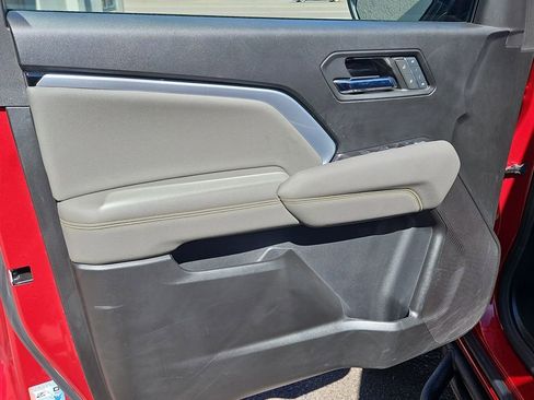 Used 2024 Chevrolet Colorado ZR2 w/ ZR2 Convenience Package III image 10