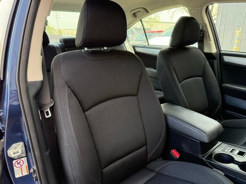 Used 2019 Subaru Legacy 2.5i Premium AWD/4WD image 18