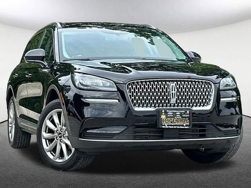 Used 2022 Lincoln Corsair AWD w/ Premium Package image 2