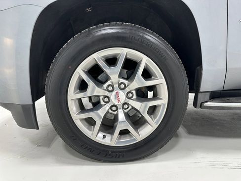 Used 2019 GMC Yukon XL Denali w/ Open Road Package image 9