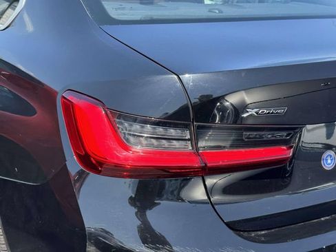 Used 2019 BMW 330i xDrive Sedan w/ Premium Package AWD/4WD image 13