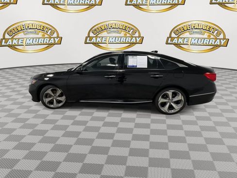 Used 2018 Honda Accord Touring image 8