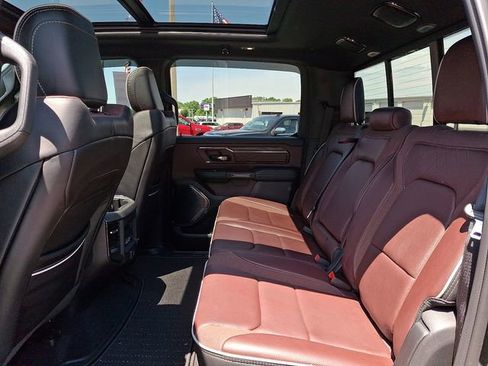 Used 2025 RAM 1500 Limited AWD/4WD image 10