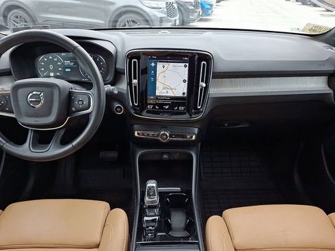 Used 2021 Volvo XC40 T5 Inscription w/ Climate Package AWD/4WD image 15