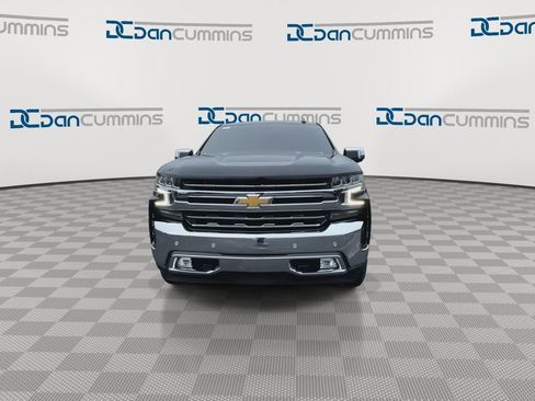 Used 2022 Chevrolet Silverado 1500 LTZ image 3