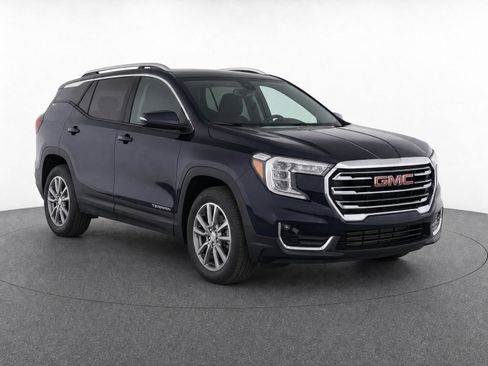 Used 2022 GMC Terrain SLT w/ Tech Package FWD image 1