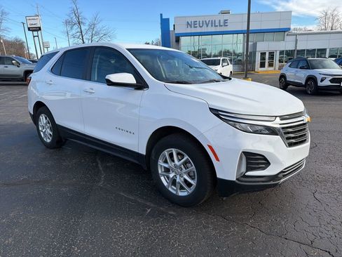 Certified 2024 Chevrolet Equinox LT w/ LPO, Floor Liner Package image 1