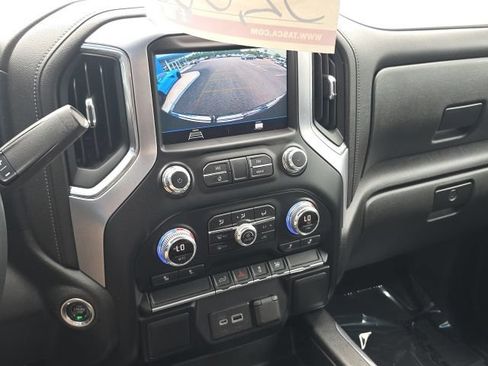 Used 2022 GMC Sierra 1500 Elevation w/ LPO, Elevation Black Package AWD/4WD image 24