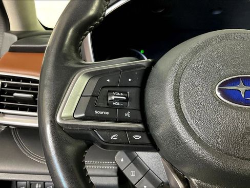 Used 2022 Subaru Outback Touring image 27