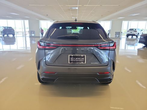 Used 2023 Lexus NX 250 FWD w/ Towing Package (2000 Lbs) image 7