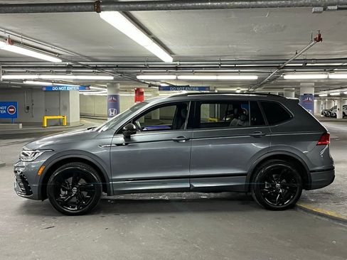 Used 2024 Volkswagen Tiguan SE R-Line image 33