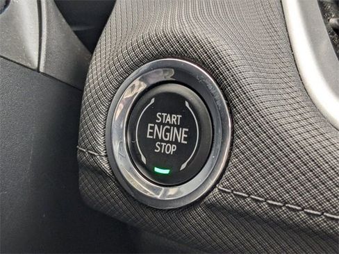 Used 2025 Chevrolet TrailBlazer LT image 6