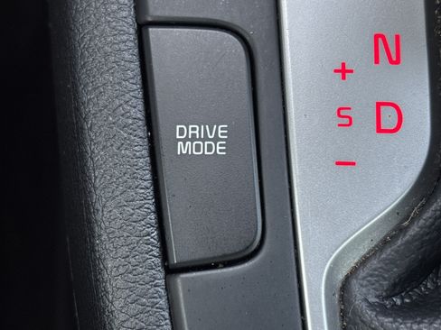Used 2024 Kia Forte LXS FWD image 14