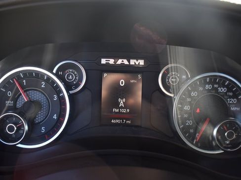 Used 2024 RAM 2500 Big Horn image 33