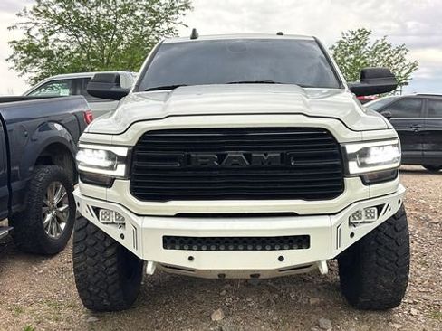 Used 2021 RAM 2500 Laramie w/ Night Edition AWD/4WD image 8