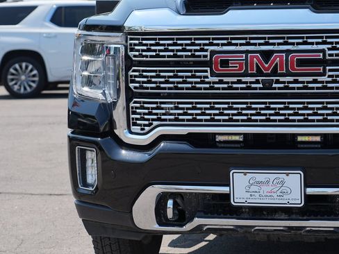 Used 2023 GMC Sierra 3500 Denali w/ Denali Ultimate Package AWD/4WD image 9