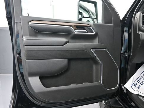 Used 2024 Chevrolet Silverado 3500 LT w/ All Star Edition AWD/4WD image 8