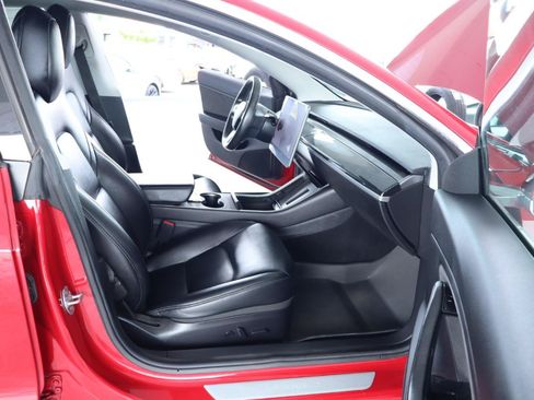 Used 2019 Tesla Model 3 Long Range RWD image 34