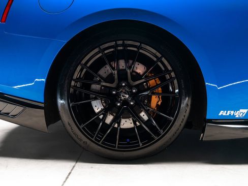 Used 2020 Nissan GT-R Premium AWD/4WD image 31