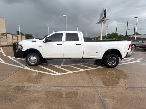 Used 2024 RAM 3500 Tradesman w/ Chrome Appearance Group AWD/4WD image 2