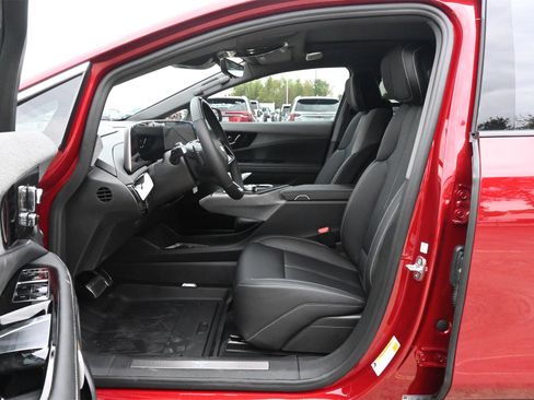 New 2026 Cadillac Optiq Luxury 1 image 17