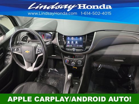 Used 2020 Chevrolet Trax LT w/ LT Convenience Package FWD image 10
