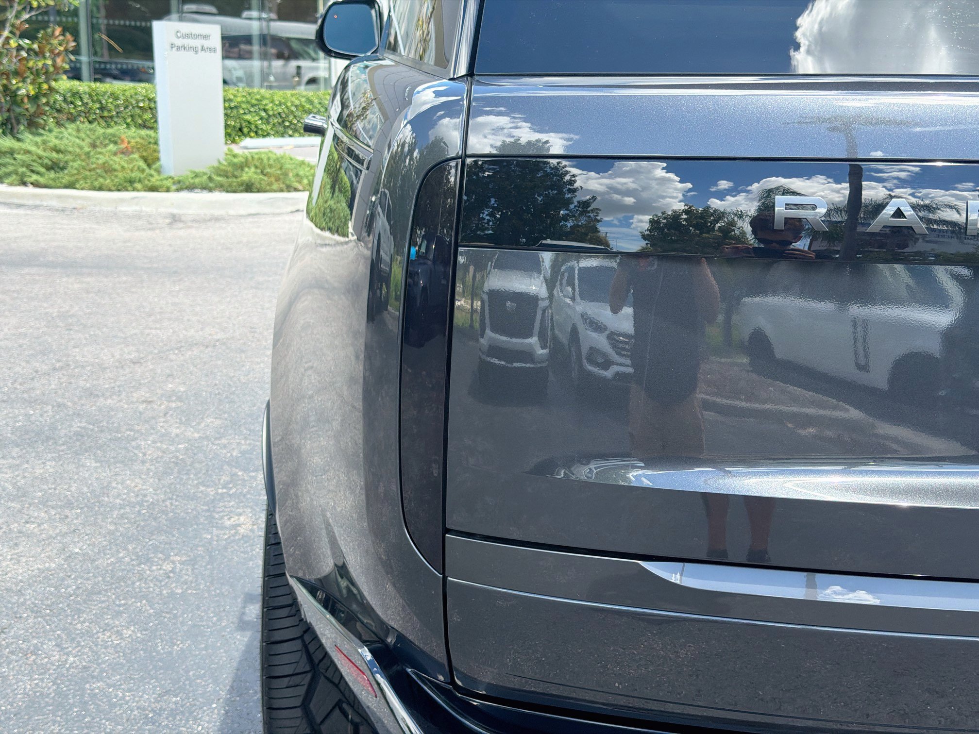 New 2026 Land Rover Range Rover SE AWD/4WD image 10
