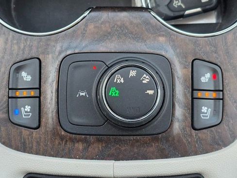 Used 2021 GMC Acadia Denali w/ Denali Ultimate Package AWD/4WD image 40