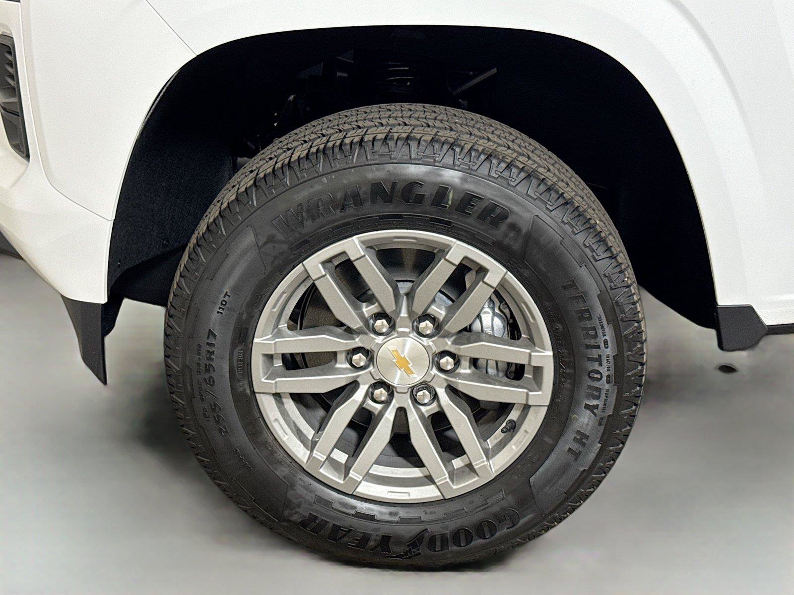 New 2026 Chevrolet Colorado LT RWD image 19