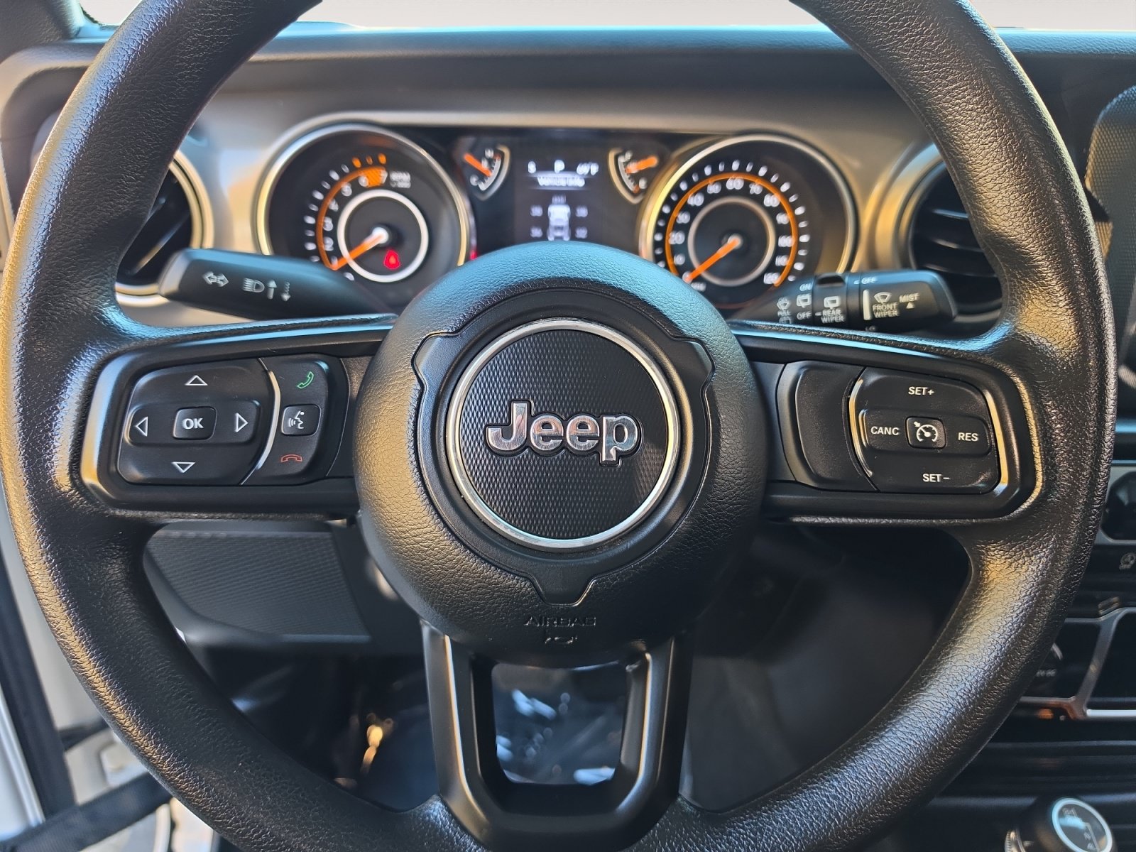 Used 2022 Jeep Wrangler Sport AWD/4WD image 12