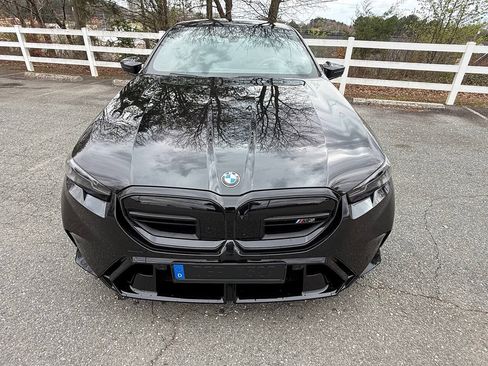 Used 2026 BMW M5 w/ Executive Package AWD/4WD image 18