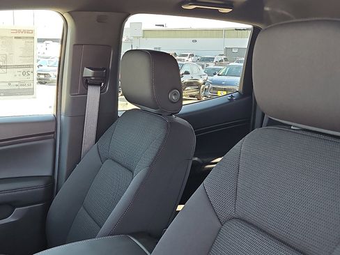 New 2026 GMC Canyon Elevation w/ Convenience Package image 15