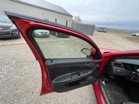 Used 2008 Chevrolet Impala LT image 22