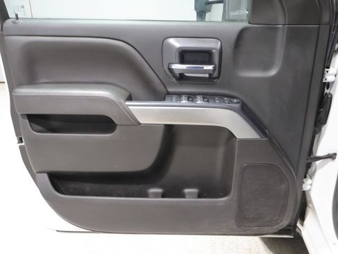 Used 2017 Chevrolet Silverado 1500 LT w/ LT Fleet Convenience Package AWD/4WD image 13