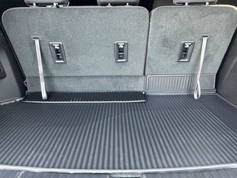 New 2026 Chevrolet Traverse LT FWD image 21