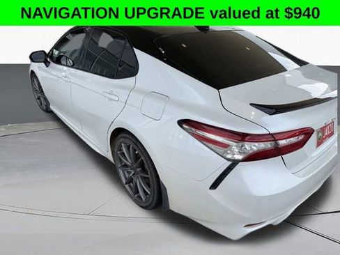 Used 2018 Toyota Camry XSE w/ Driver Assist Package FWD image 4