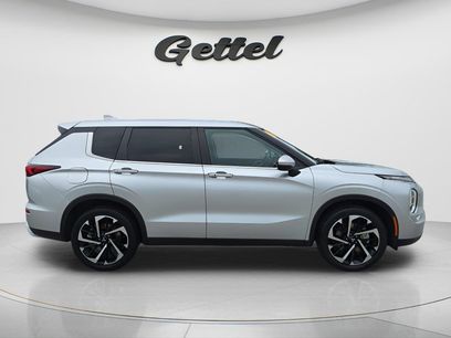 Used 2024 Mitsubishi Outlander SE