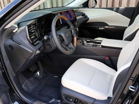 New 2026 Lexus RX 350 Premium Plus AWD/4WD image 12