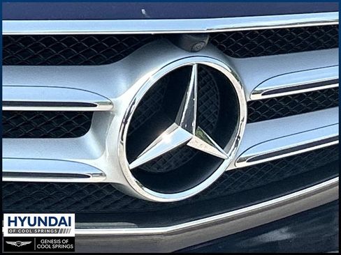 Used 2019 Mercedes-Benz E 300 image 11